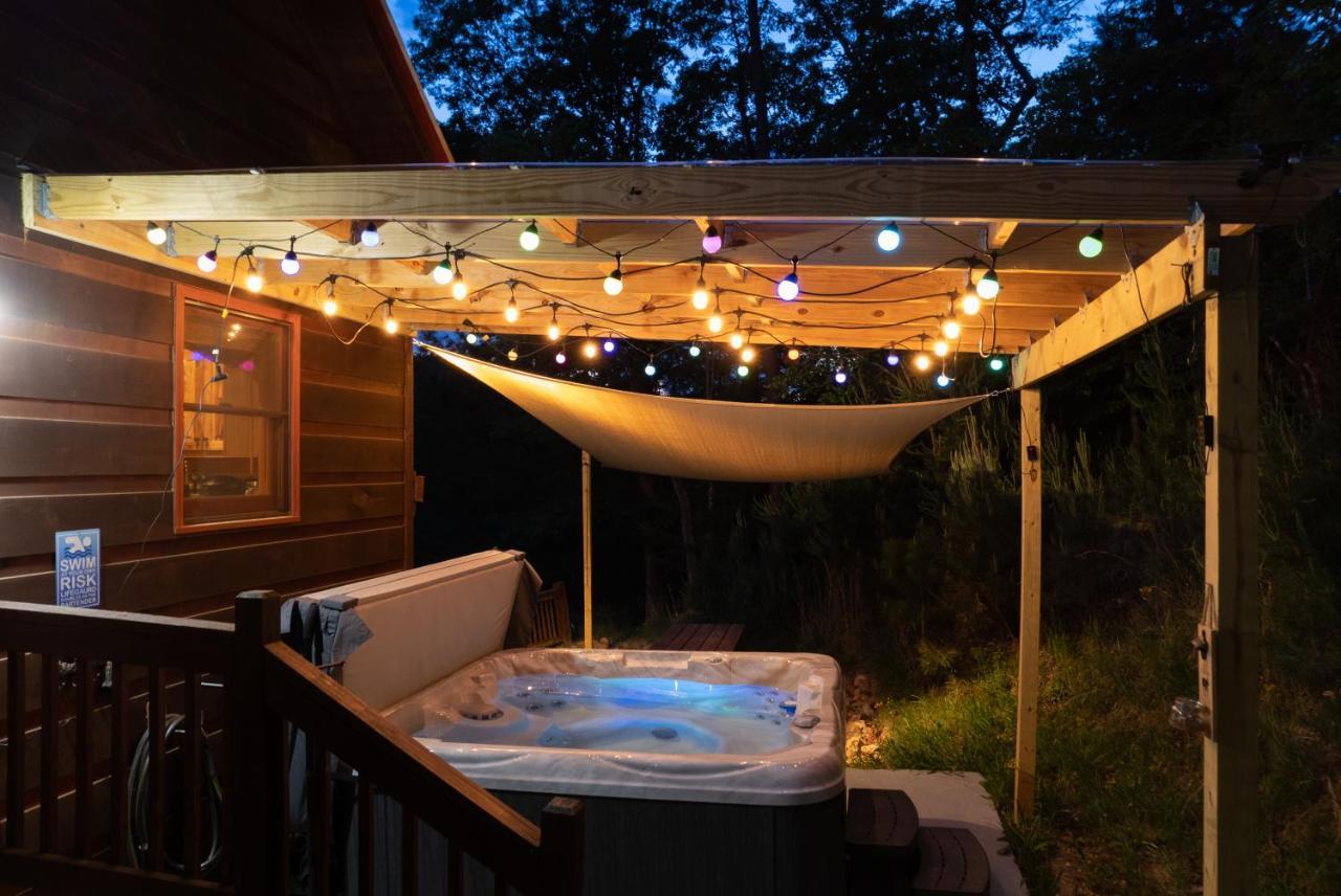 Trout N' About Your Blue Ridge Mountains Retreat, Hot Tub + Game Room! Ellijay Zewnętrze zdjęcie