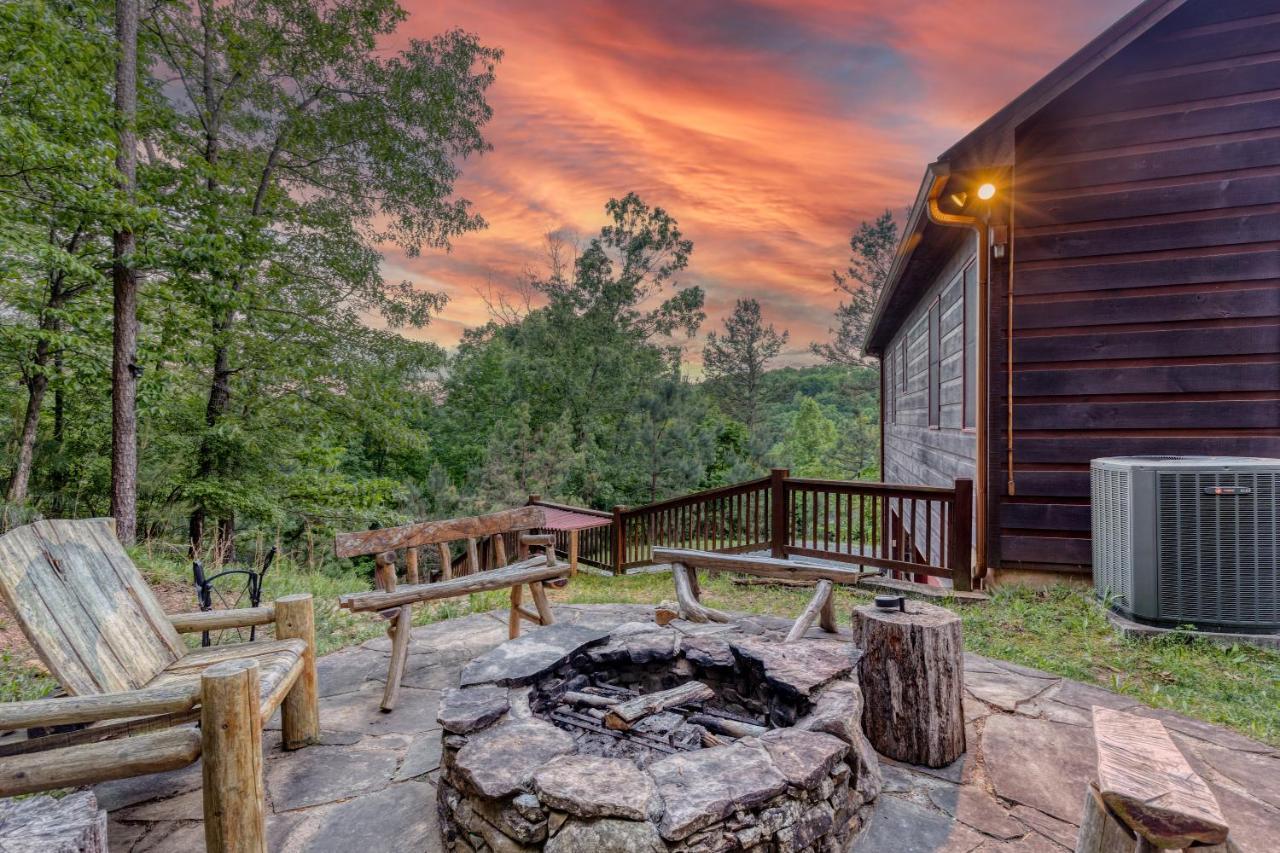 Trout N' About Your Blue Ridge Mountains Retreat, Hot Tub + Game Room! Ellijay Zewnętrze zdjęcie