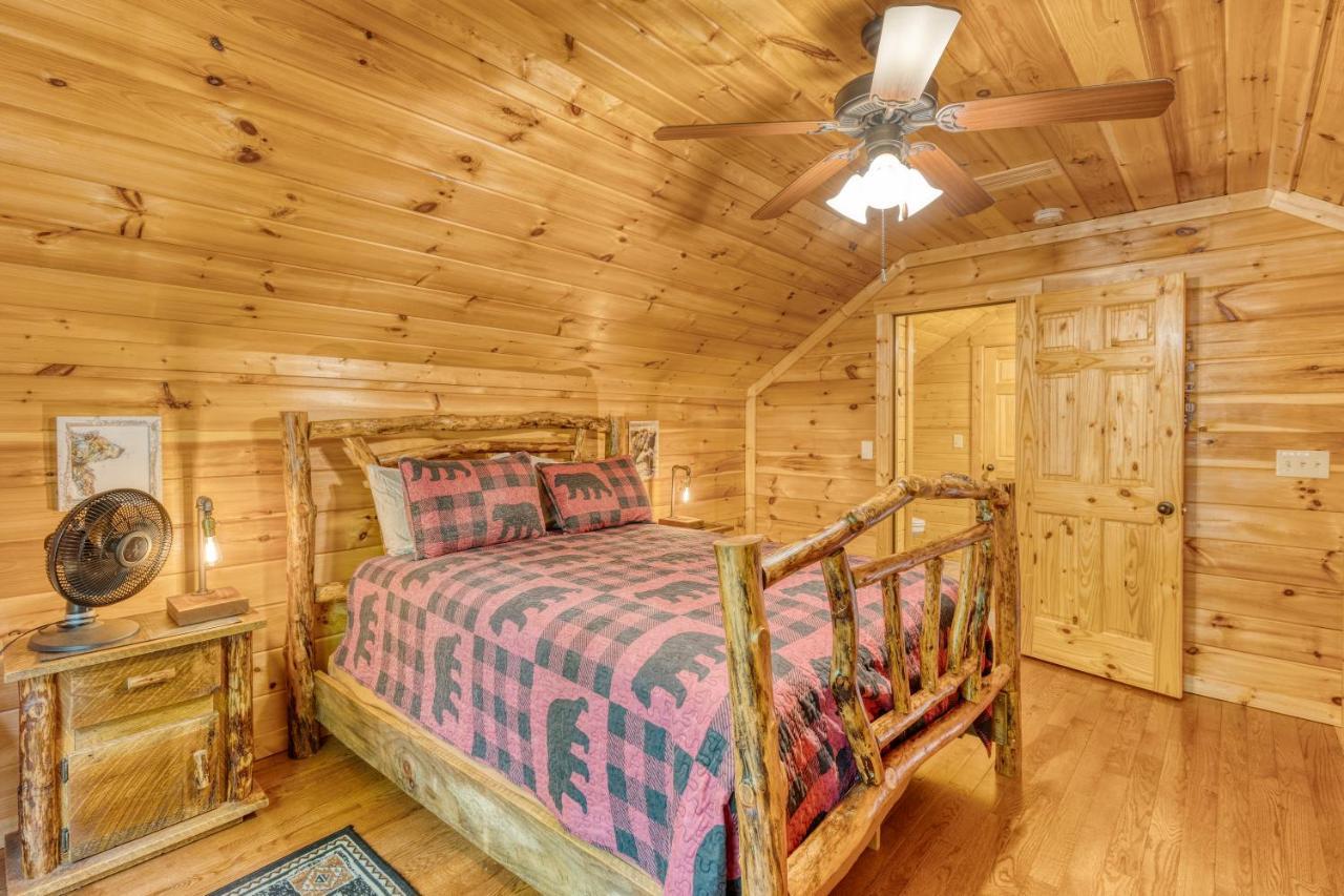 Trout N' About Your Blue Ridge Mountains Retreat, Hot Tub + Game Room! Ellijay Zewnętrze zdjęcie