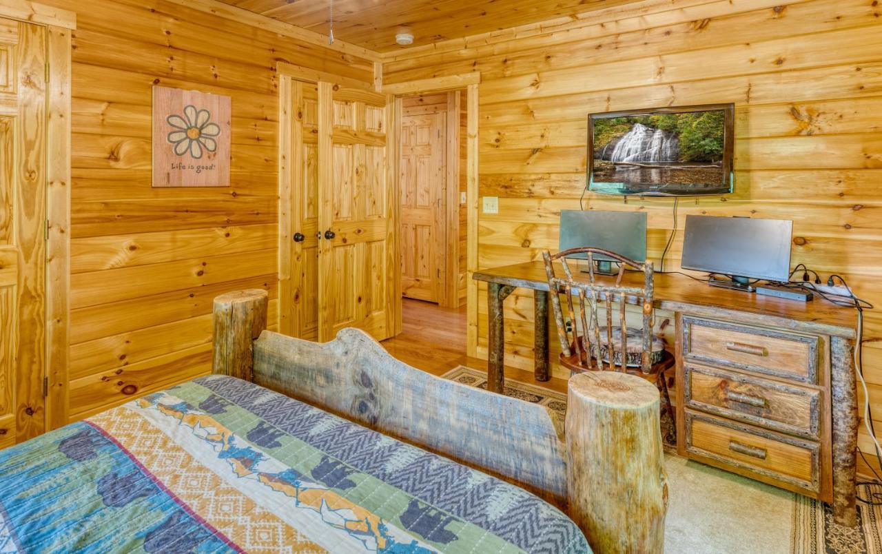Trout N' About Your Blue Ridge Mountains Retreat, Hot Tub + Game Room! Ellijay Zewnętrze zdjęcie