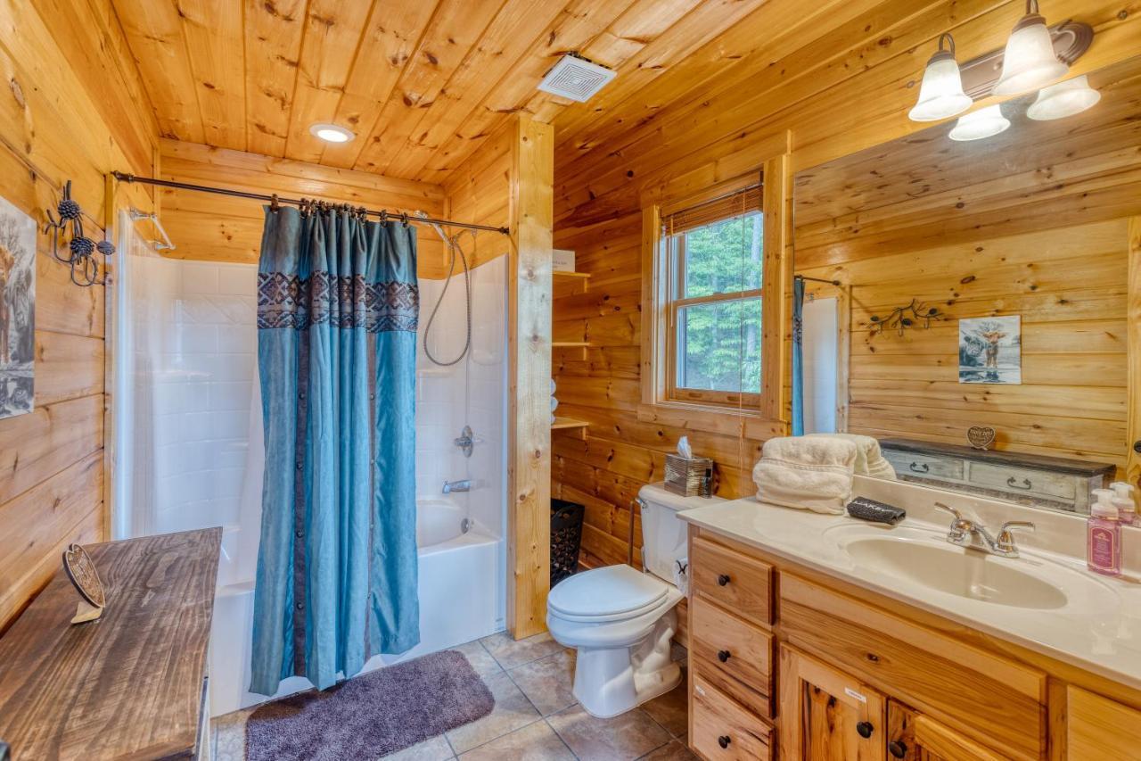 Trout N' About Your Blue Ridge Mountains Retreat, Hot Tub + Game Room! Ellijay Zewnętrze zdjęcie